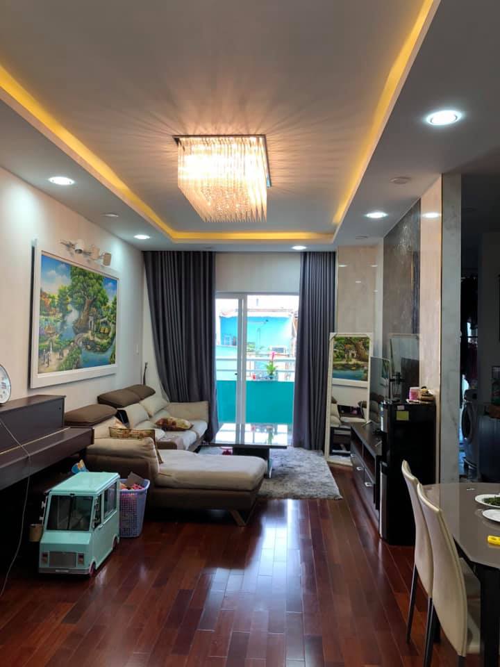 nh chủ cần cho thuê căn hộ Green River , Phạm thế Hiển, p6, Q8. Dt 72m, 2pn, 