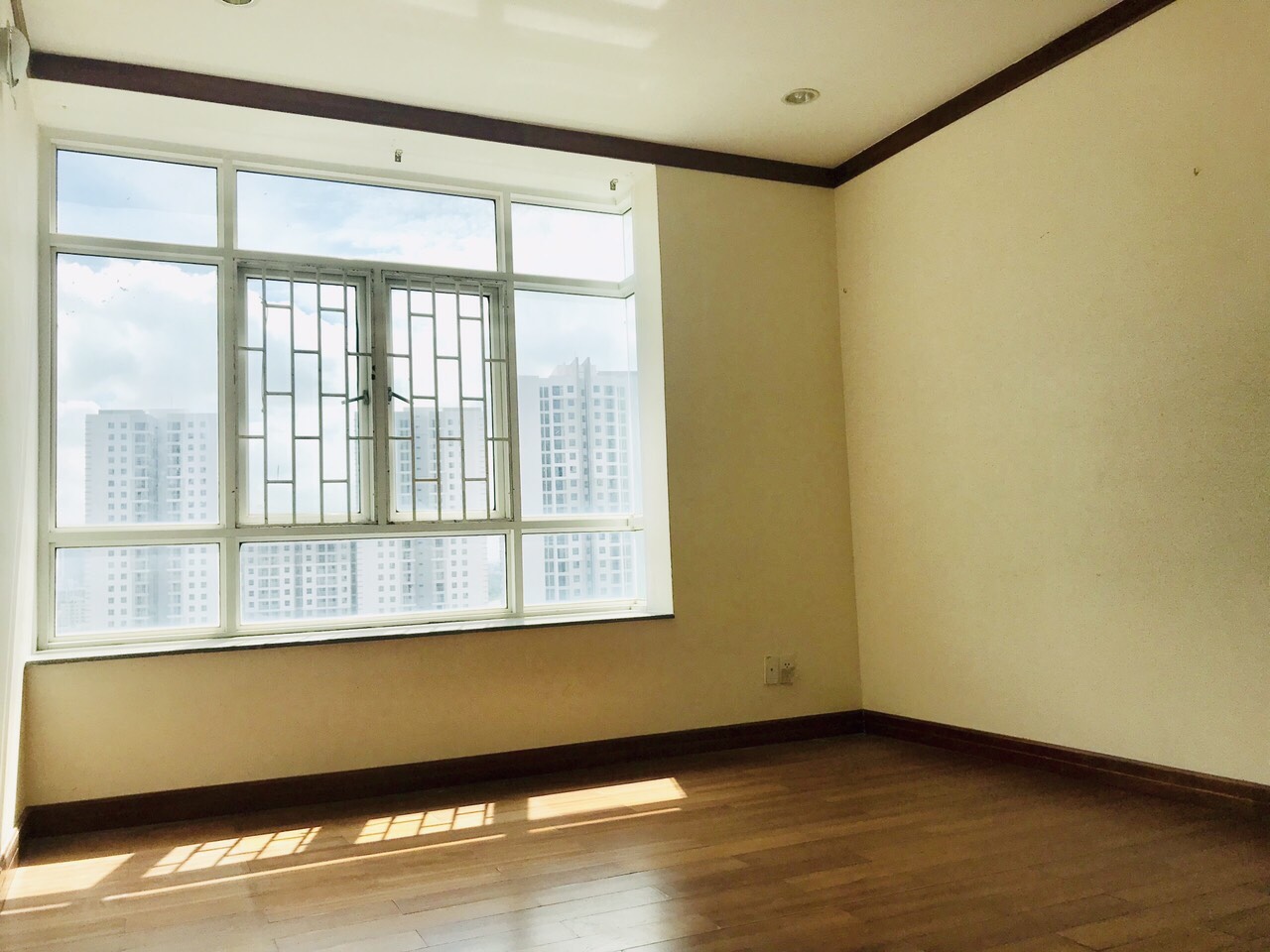 Cho thuê căn hộ chung cư tại Dự án New Saigon-Hoàng Anh Gia Lai 3, Nhà Bè, Tp.HCM diện tích 111m2  giá 11 Triệu/tháng. LH 0947535251
