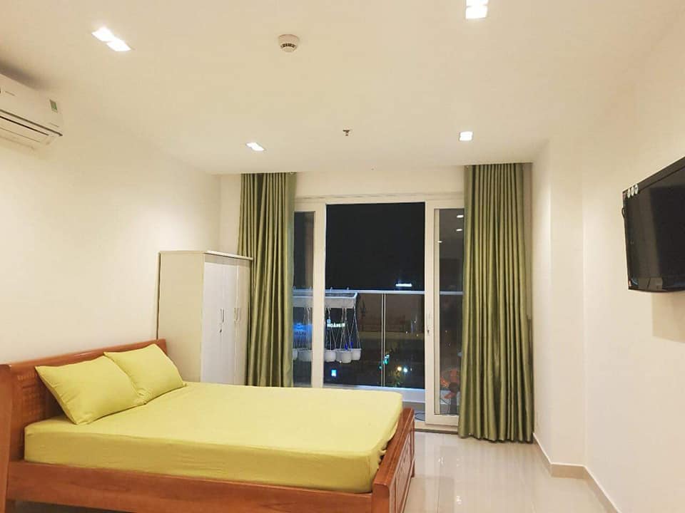 Cho thuê căn hộ chung cư Sky Center, Tân Bình, dtích 40m2  giá 9 tr/tháng - 0908879243 Tuấn
