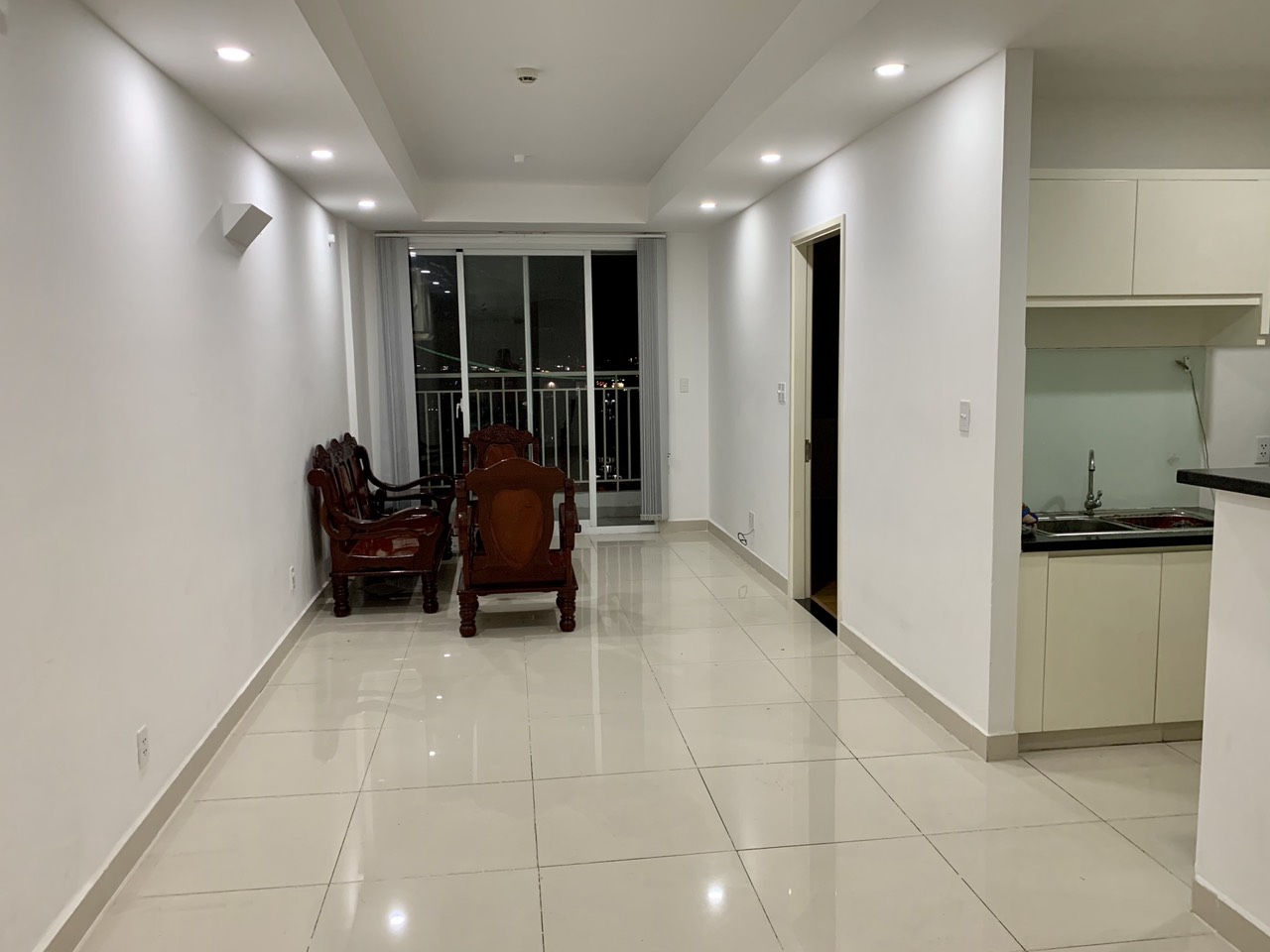 Cho thuê căn hộ Melody Âu Cơ quận Tân Phú, 70m2 2PN NTCB đẹp như hình 