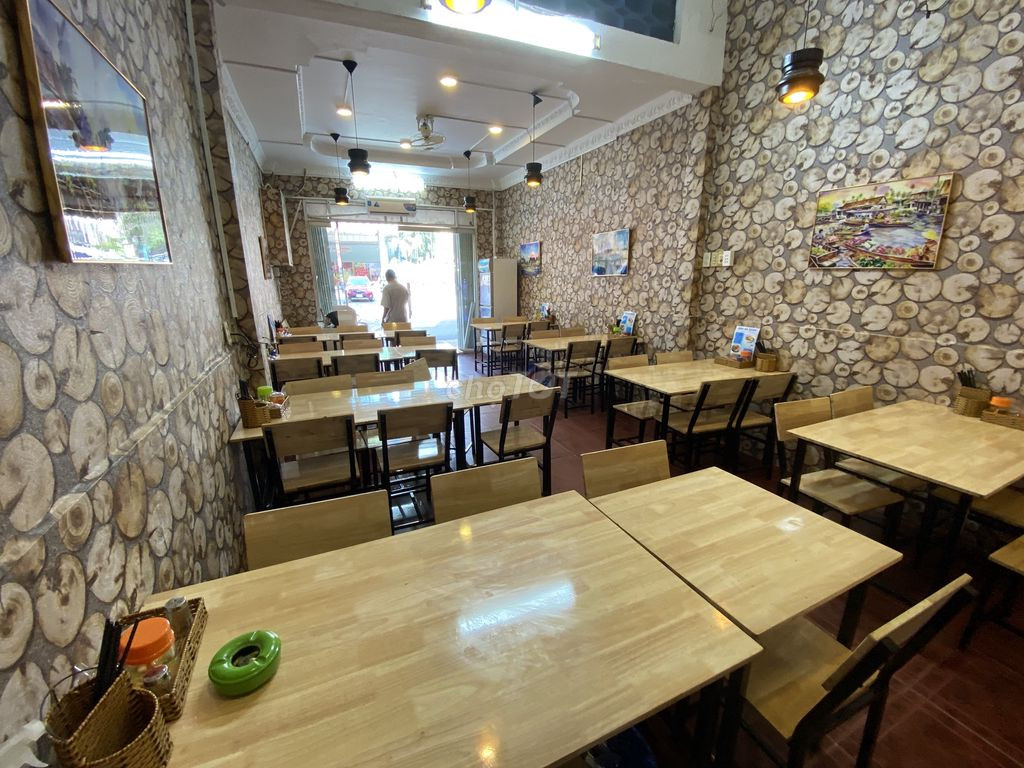 Cho thuê mặt bằng số 152 đường Cống Quỳnh - Quận 1