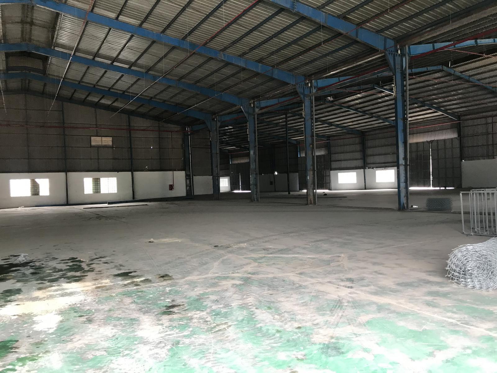 Cho thuê kho xưởng 1000-6000m2 đất tại Xa Lộ Hà Nội, Phước Long A, Quận 9, giá 90 nghìn/m2/tháng