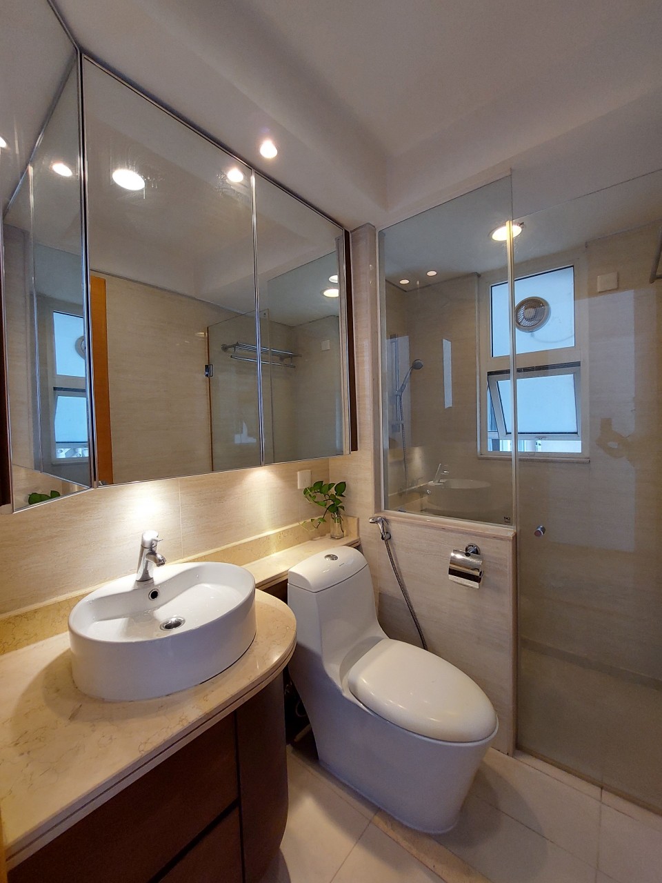 Cho thuê căn hộ giá tốt, 3PN 99 m2 ở Chung cư Saigon Pearl 