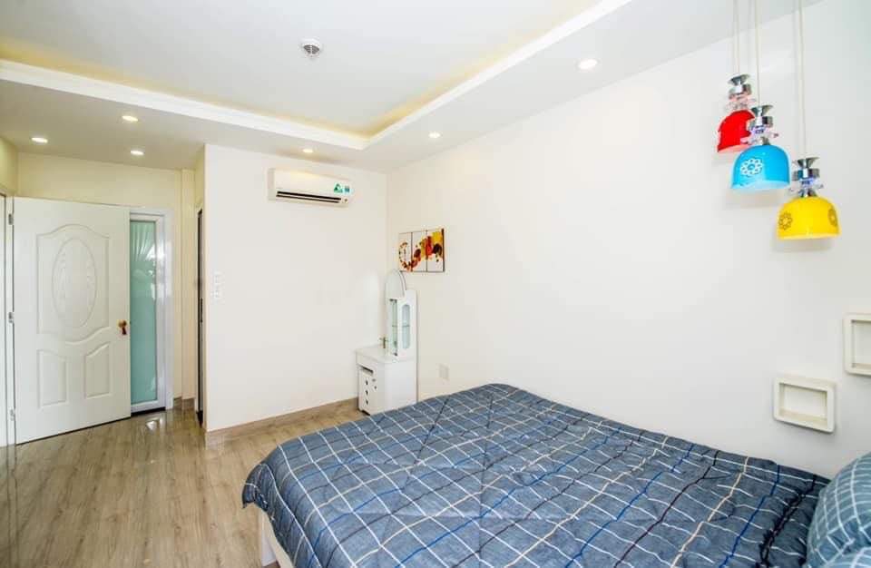 Cho thuê CHCC Sunrise City 106m2, 2PN, 2WC, giá 16tr/th. LH: 0937 436 926