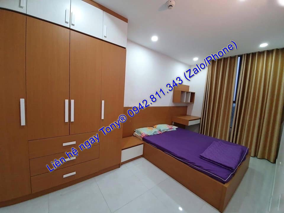 Cho thuê căn hộ 2 phòng ngủ / 2WC DT 105m2 tầng cao full tiện nghi #18 Triệu / Tháng Tel 0942811343 Tony 