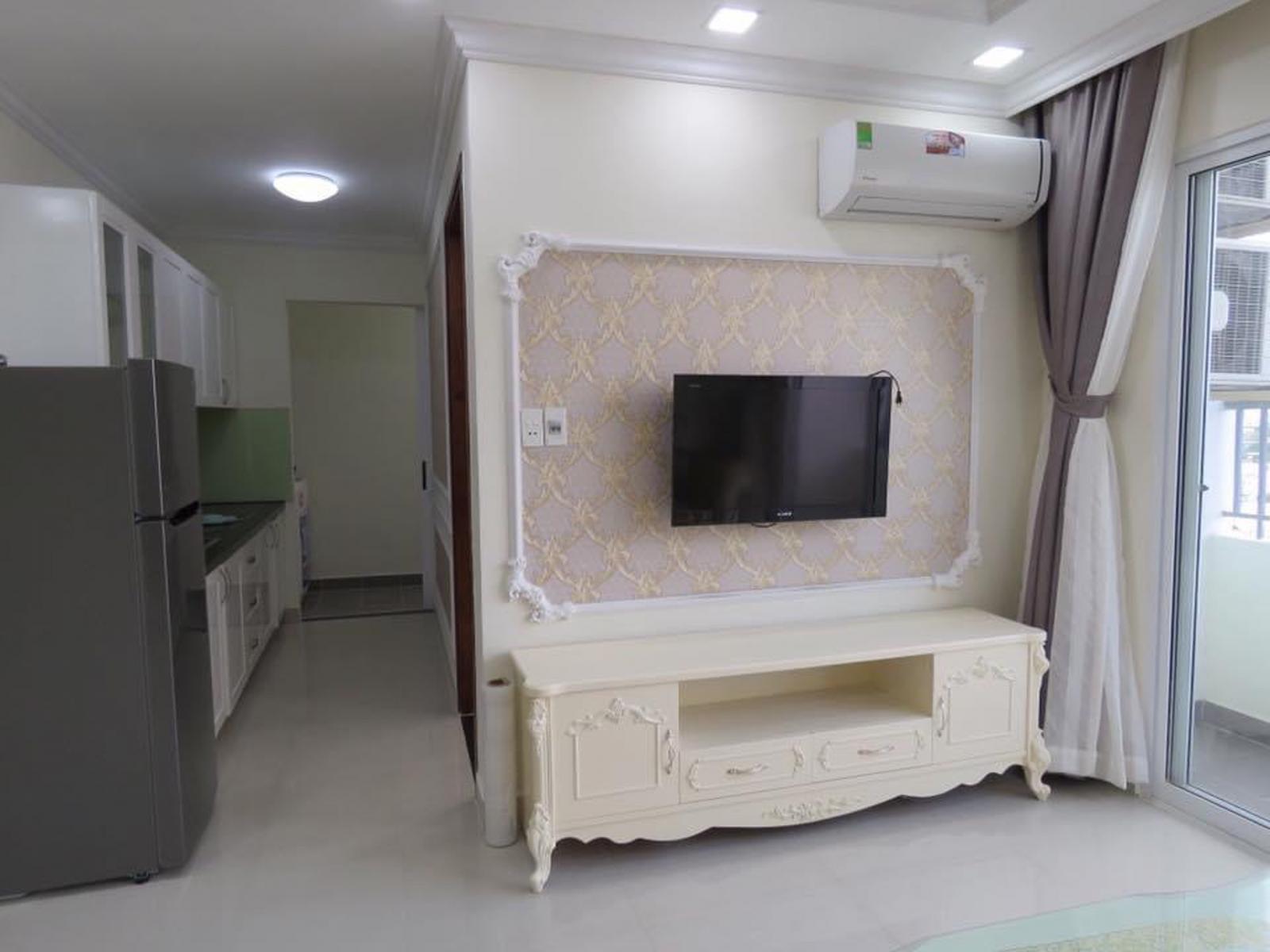 Cho thuê căn hộ chung cư tại Dự án Soho Riverview, Bình Thạnh, Tp.HCM diện tích 65m2 giá 11 Triệu/tháng