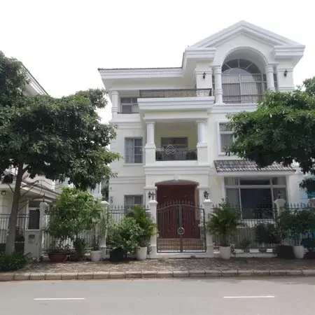 Cần cho thuê gấp biệt thự Hưng Thái, PMH,Q7 nhà đẹp, giá rẻ nhất khu vực.LH: 0917300798 