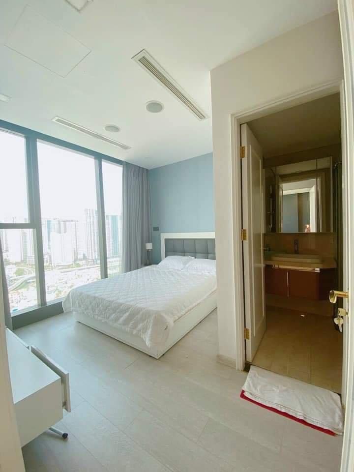 Cho thuê căn hộ chung cư tại Dự án Vinhomes Central Park full nội thất, Bình Thạnh, Tp.HCM diện tích 74m2 giá 24 Triệu/tháng