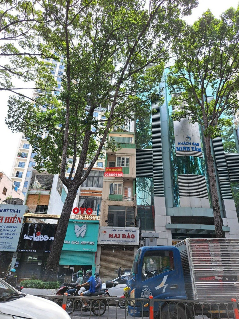 CỰC RẺ 120 triệu! Cho thuê mặt tiền Lê Hồng Phong Quận 10 4*32m 5 Lầu Thang máy 11 phòng.