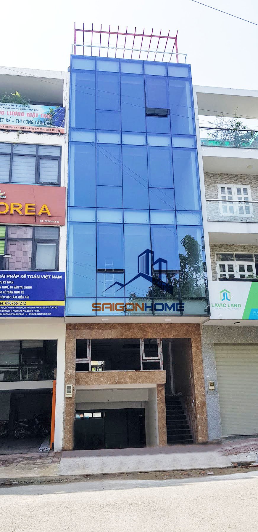 Tòa chuẩn văn phòng,dt: 500m2 hầm 4 sàn trống suốt