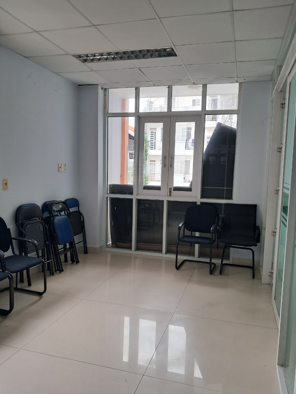 Cho thuê văn phòng giá rẻ DT từ 18m - 70m - 90m quận Bình Thạnh.
