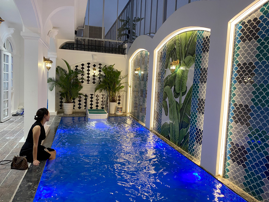 Cho thuê biệt thự có hồ bơi lớn tại KĐT Him Lam Quận 7, nhà mới đẹp có thang máy thiết kế 6PN giá rẻ nhất khu
