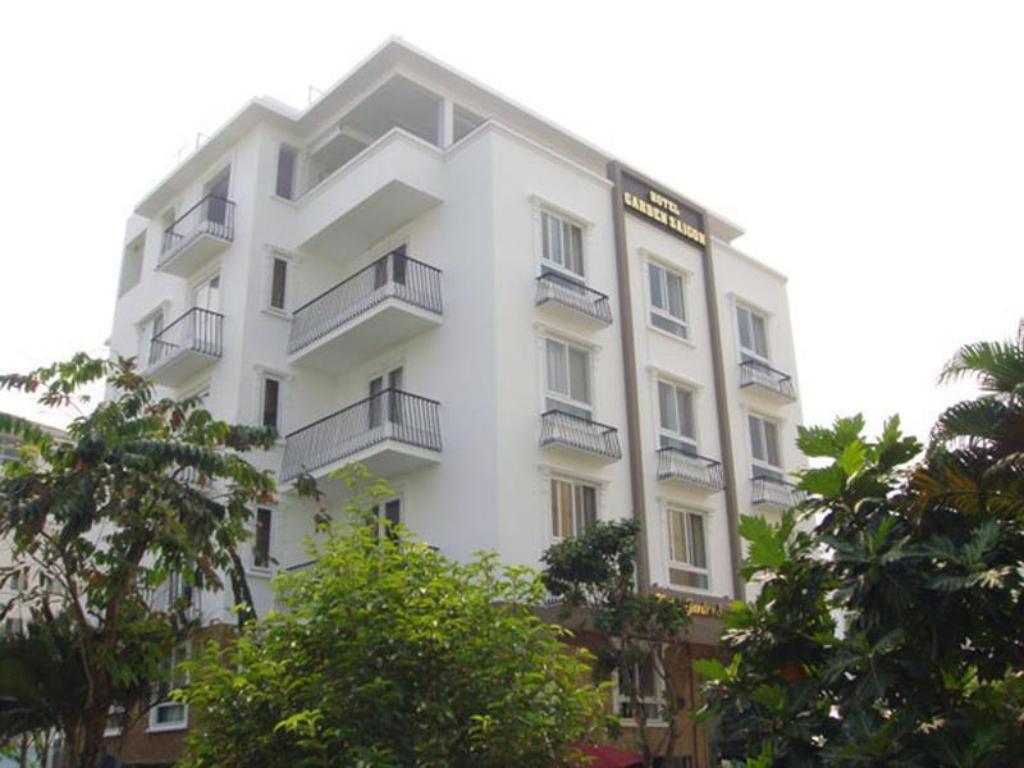 Cho thuê khách sạn góc 2MT đường Phạm Thái Bường, Phú Mỹ Hưng, Quận 7, 30P nội thất cao cấp