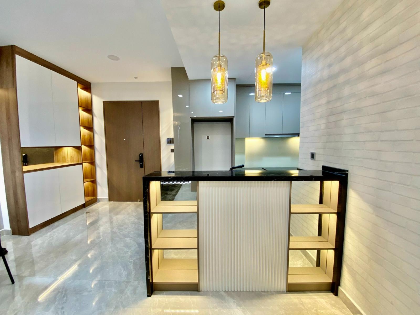 Cho thuê căn hộ Midtown Phú Mỹ Hưng, dt 82m2, 2 PN, nhà đẹp. LH 078 825 3939