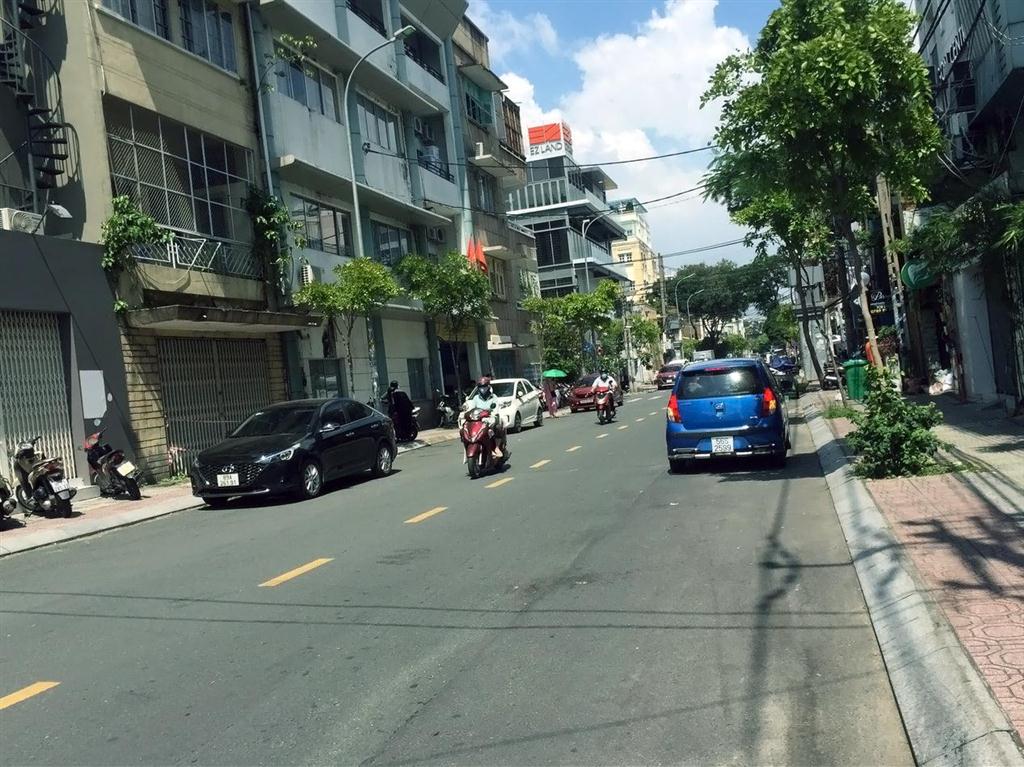 Nhà thuê MT khu Trần Quang Khải 65m2 gần ngã ba Trần Quang Khải