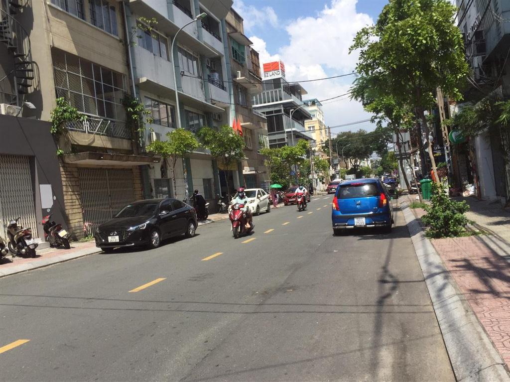 Nhà thuê MT khu Trần Quang Khải 65m2 gần ngã ba Trần Quang Khải