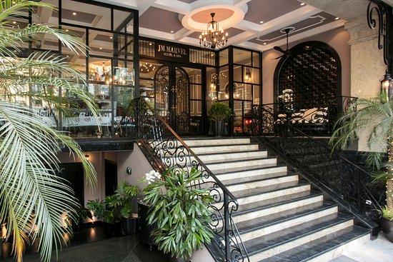 Cho thuê nguyên căn Khách sạn cao cấp mới đẹp có 40 phòng trung tâm Phú Mỹ Hưng Q7