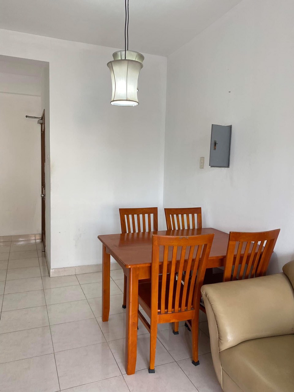 Cần cho thuê căn hộ Mỹ Cảnh ,Phú Mỹ Hưng giá 10tr/tháng LH:0909052673 Nguyệt 