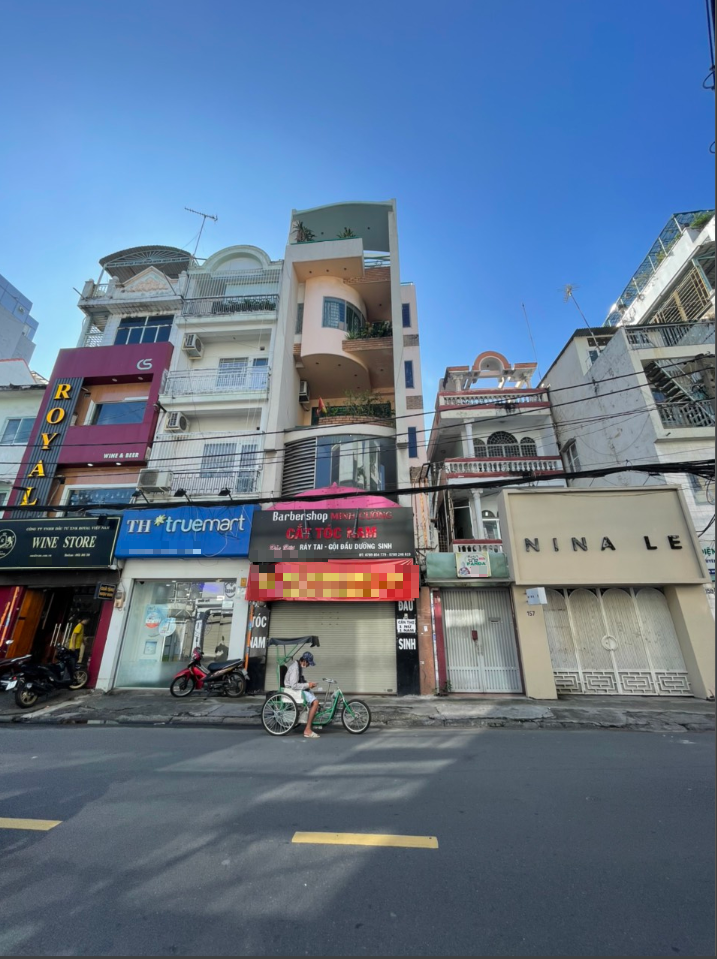Cho thuê nhà mặt tiền đường Huỳnh Văn Bánh, P12, Phú Nhuận - DT: 4,5x16m (NH 6,6m), nhà 5 tầng