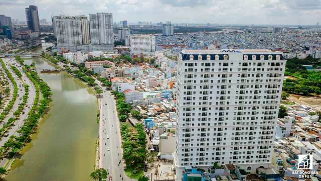 Cho thuê rẻ CHCC 1 phòng ngủ 50m2 Grand Riverside Bến Vân Đồn TP.HCM