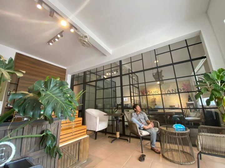 Cho thuê hẻm 230 Nguyễn Văn Hưởng Thảo Điền Q2 Hẻm xe tải.nhà trệt mái bê tông cốt thép 180m2+ 150 m2 sân - Tiện làm kho,gara hoặc vp cty💥 0903034123