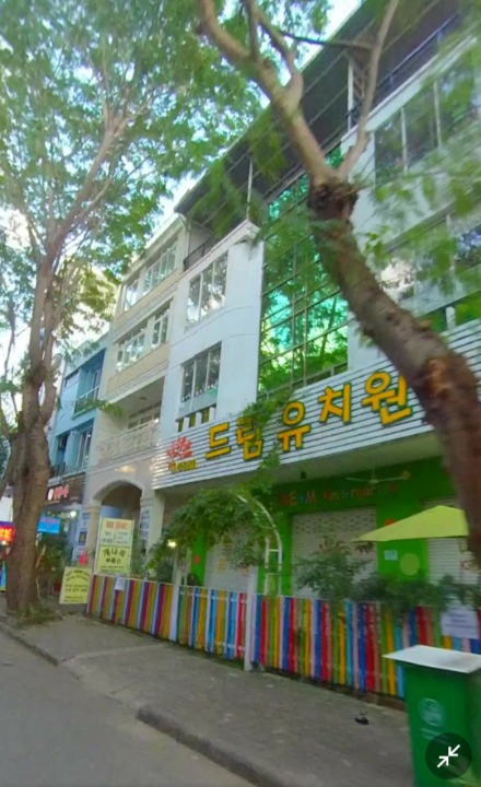 Cho thuê nhà diện tích lớn phù hợp làm trường học, văn phòng tại Phú Mỹ Hưng,Q7.