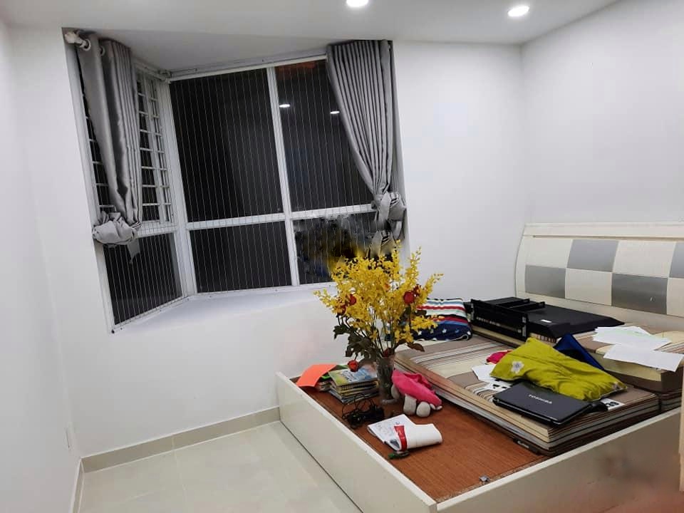 Cho thuê căn hộ Khang Phú, dt 70m2, 2pn,2 wc, giá 7tr5 ở liền