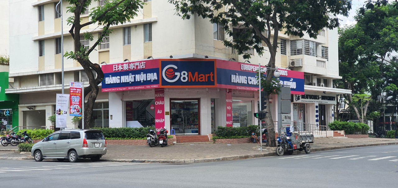 Cho thuê Shop góc 2 mặt tiền Nguyễn Đức Cảnh và Nguyễn Văn Linh giá 7000$ thích hợp quán ăn, cafe, showrom