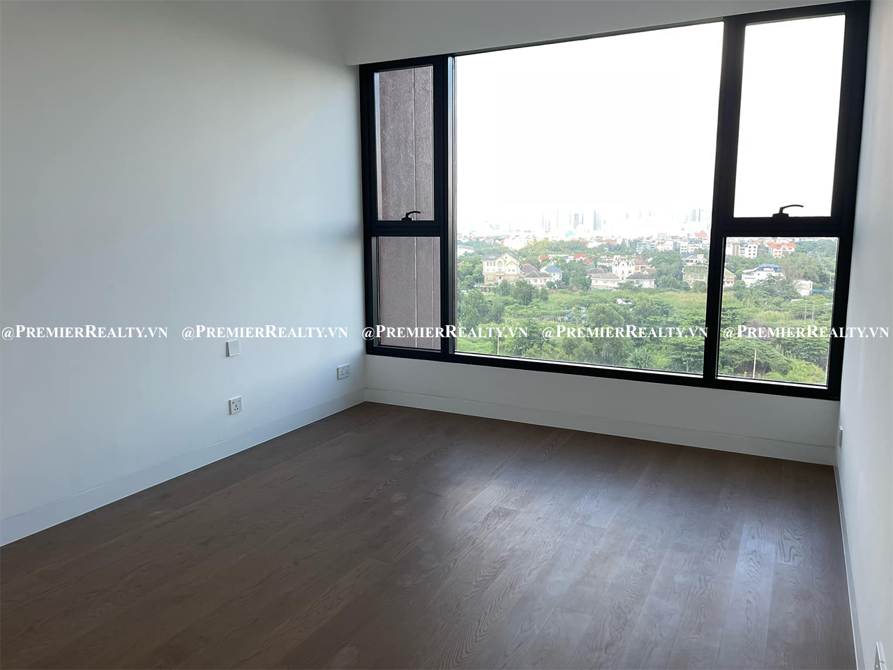 Cho Thuê Căn Hộ 2 PN/ 90m2, Hoàn Toàn Mới – The River Thủ Thiêm, Chỉ 30 Triệu. HOTLINE PKD: 0938 155 227 Ms. Trang Tracy, Xem Nhà Ngay.