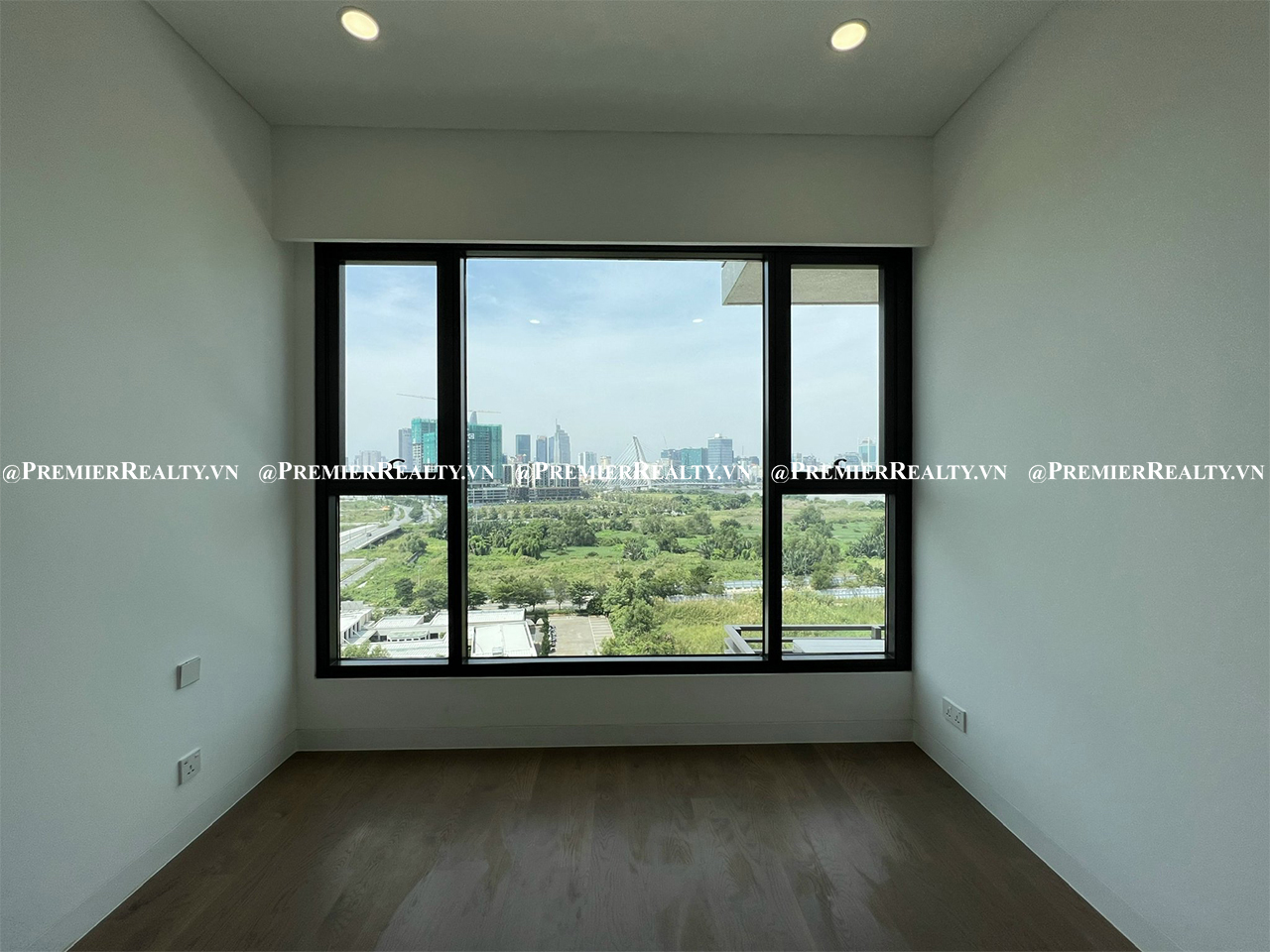 Cho Thuê Căn Hộ 2 PN/ 90m2, Hoàn Toàn Mới – The River Thủ Thiêm, Chỉ 30 Triệu. HOTLINE PKD: 0938 155 227 Ms. Trang Tracy, Xem Nhà Ngay.