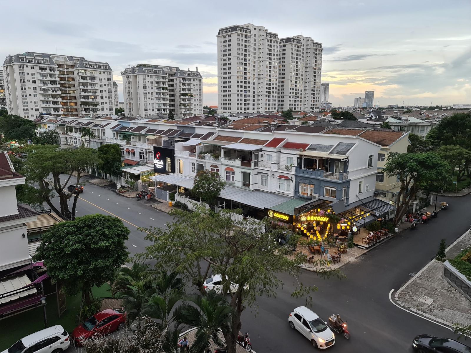 Cần cho thuê nhanh căn hộ Green View Phú Mỹ Hưng diện tích 117m2, 3PN 2WC giá 20 triệu/tháng  LH: 0914266179.
