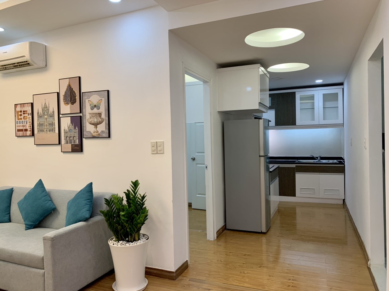 Cần cho thuê gấp căn hộ MIDTOWN M8, PMH,Q7 nhà đẹp, giá tốt chỉ :25 triệu/tháng 