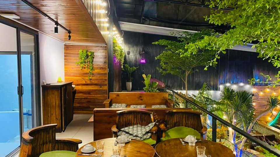 GIA ĐÌNH CẦN SANG NHƯỢNG NHÀ HÀNG BEER GARDEN & CAFE ACOUSTIC đang hoạt động ở quận Phú Nhuận