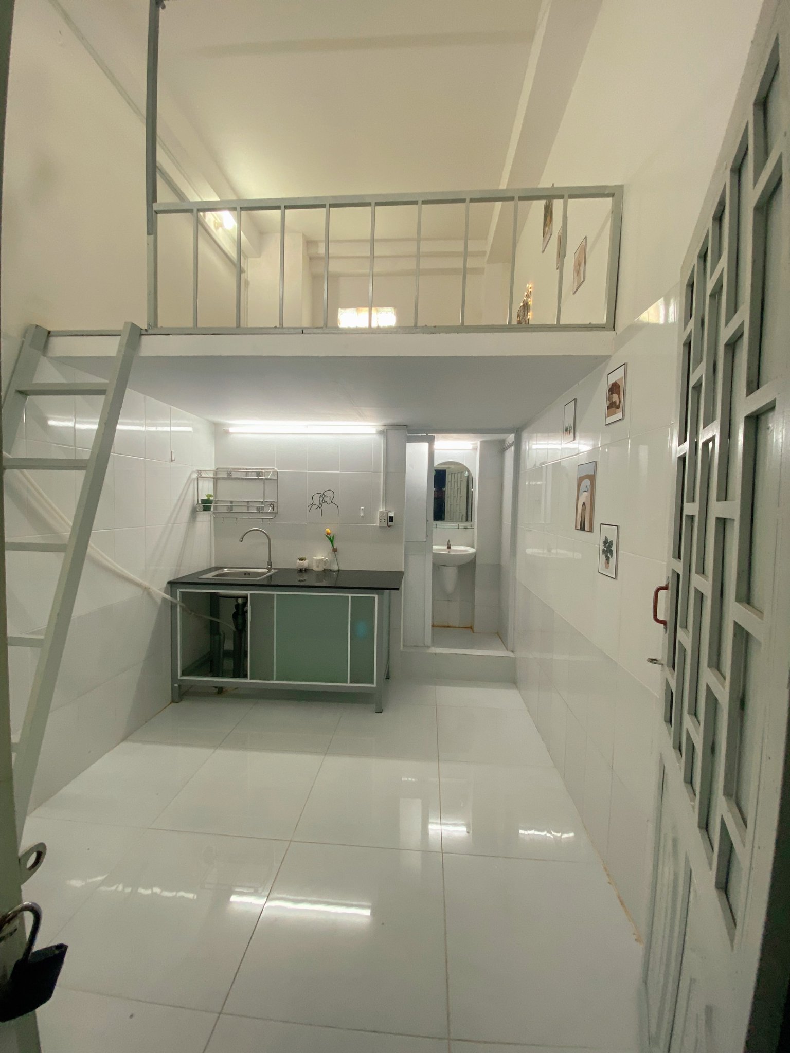 CHO THUÊ PHÒNG TRỌ CÓ GÁC Ở SÂN BAY TÂN SƠN NHẤT TÂN BÌNH