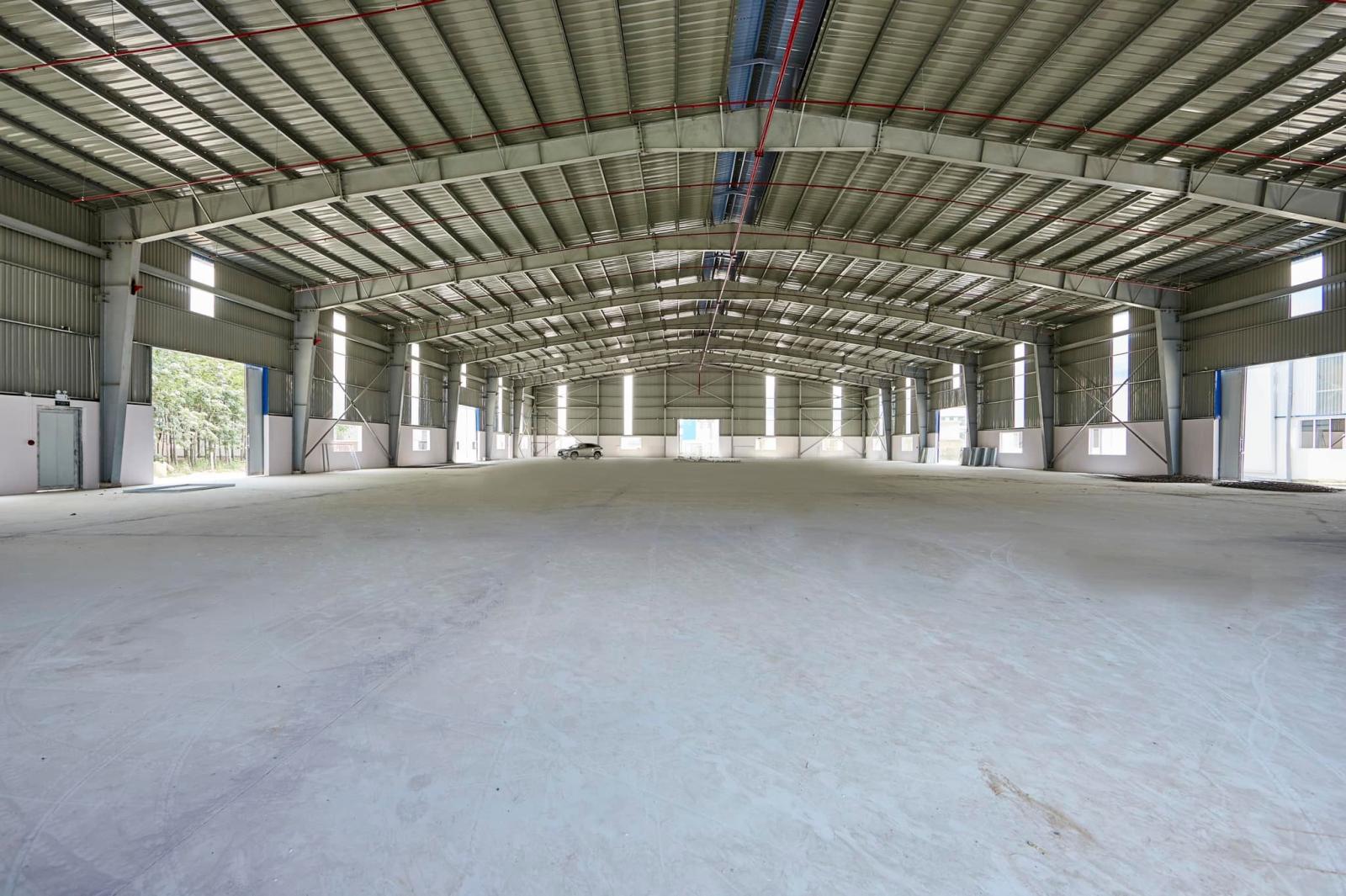 Cho thuê xưởng 2500m2 Quốc lộ 1A,An Phú Đông Q12