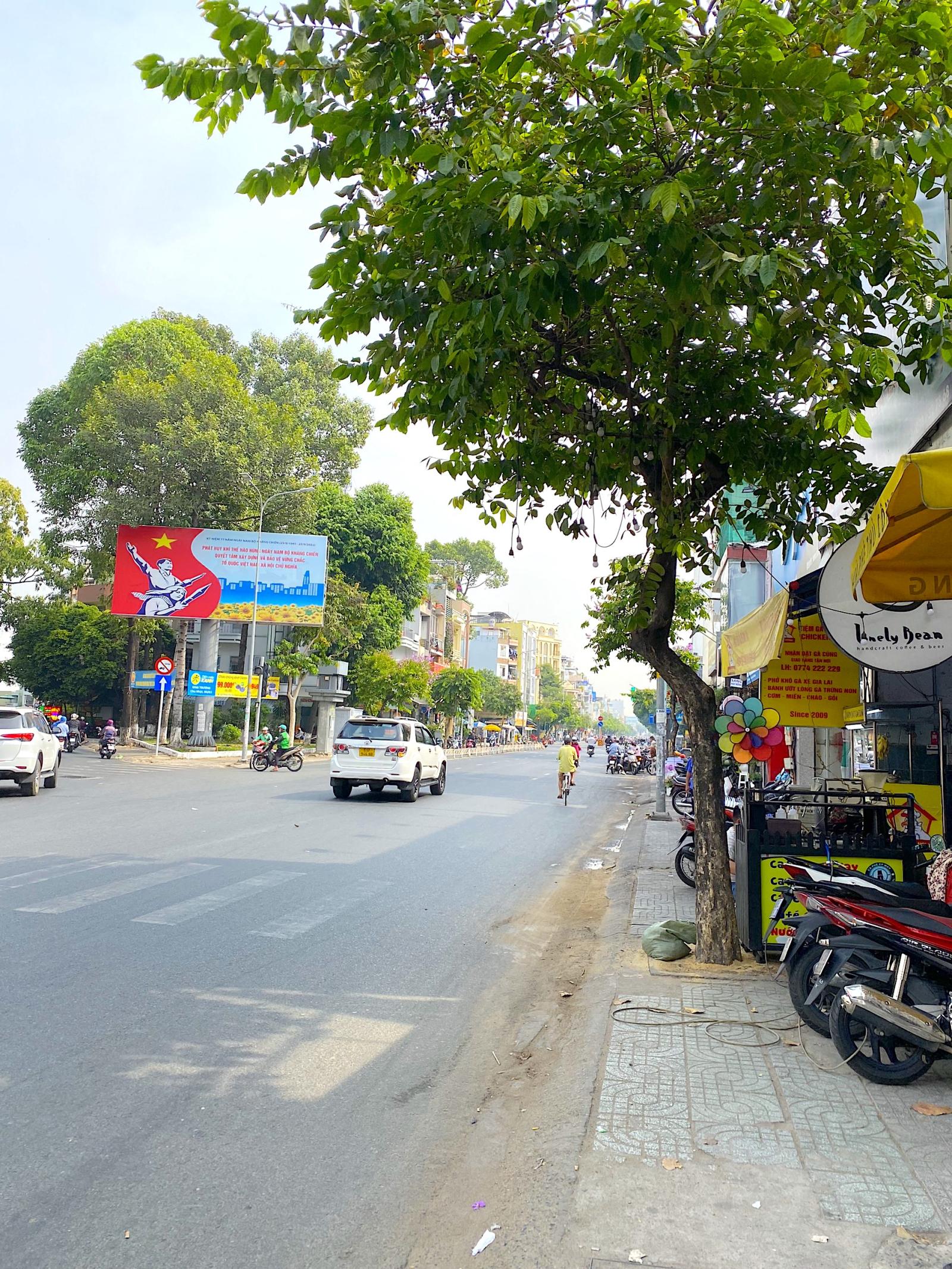 Nhà MT Nguyễn Thái Sơn 4.8x18 Trệt.3L.6P.5wc.Đa Ngành