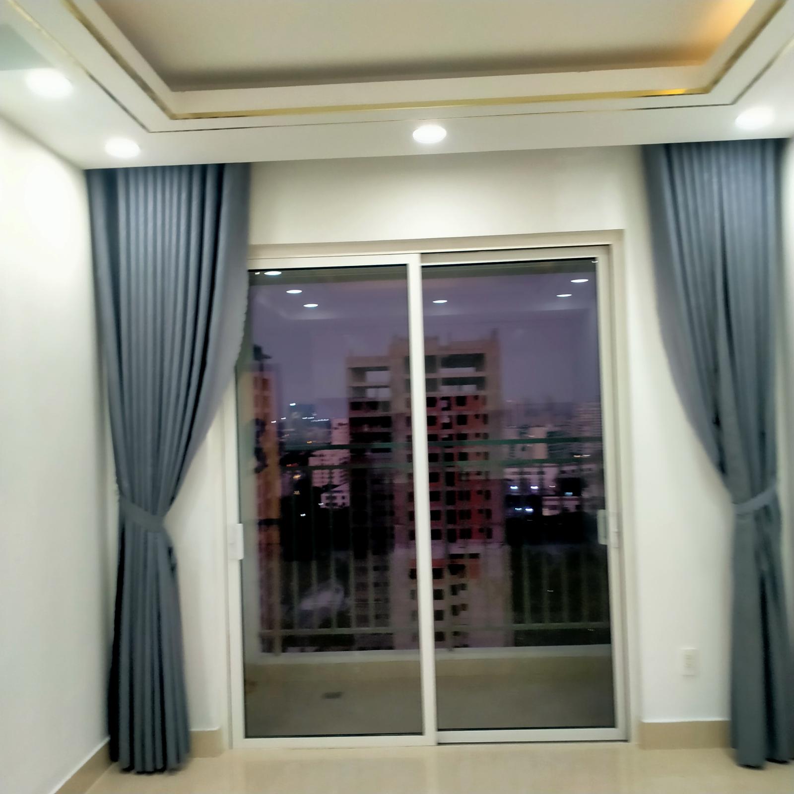 Cho thuê gấp Sky Garden 3. 2PN 2WC.10/tháng ở luôn