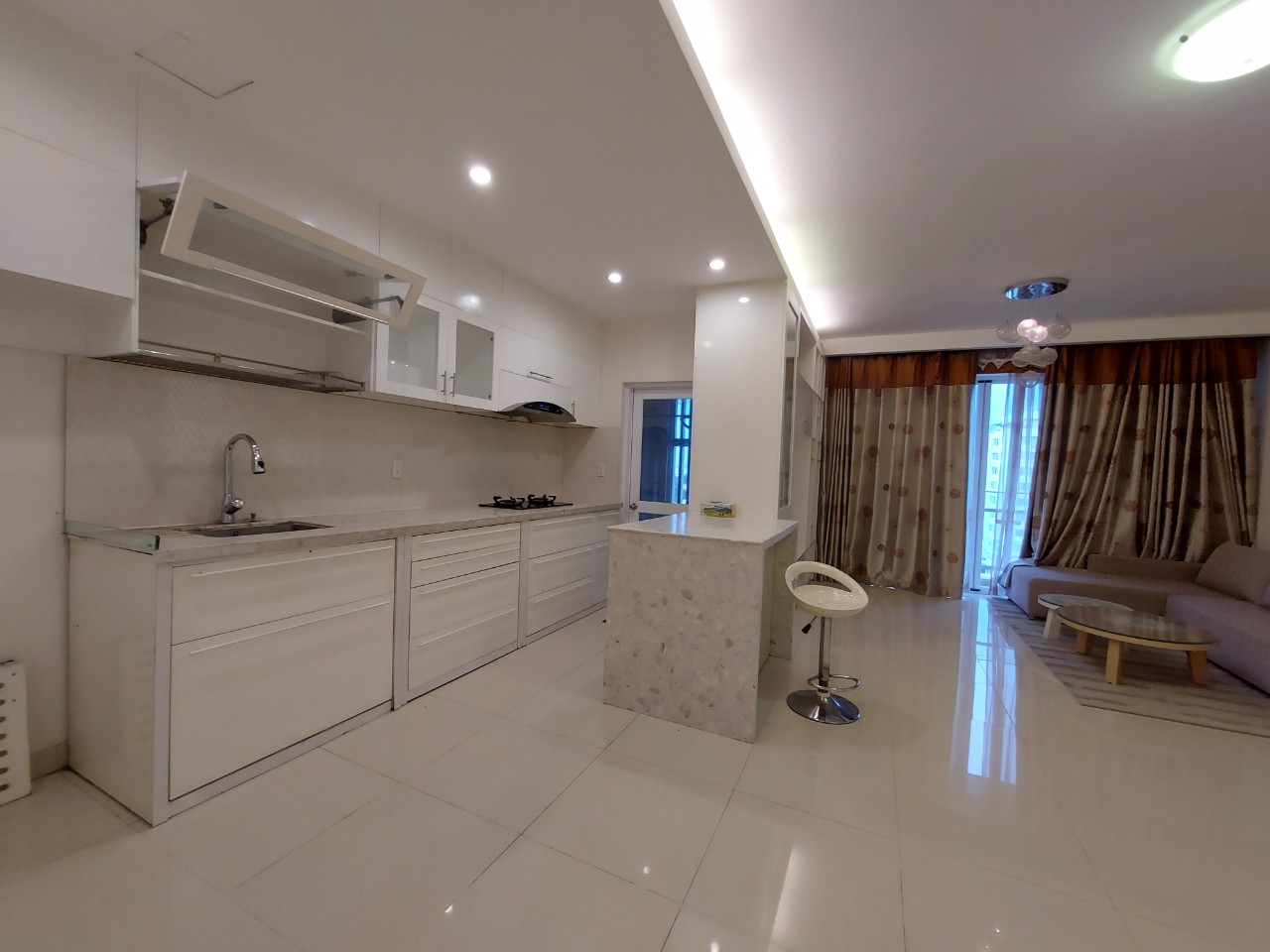 Căn hộ chung cư Riverpark Residence, 144m2, 3PN, 2WC giá: 33 triệu/th