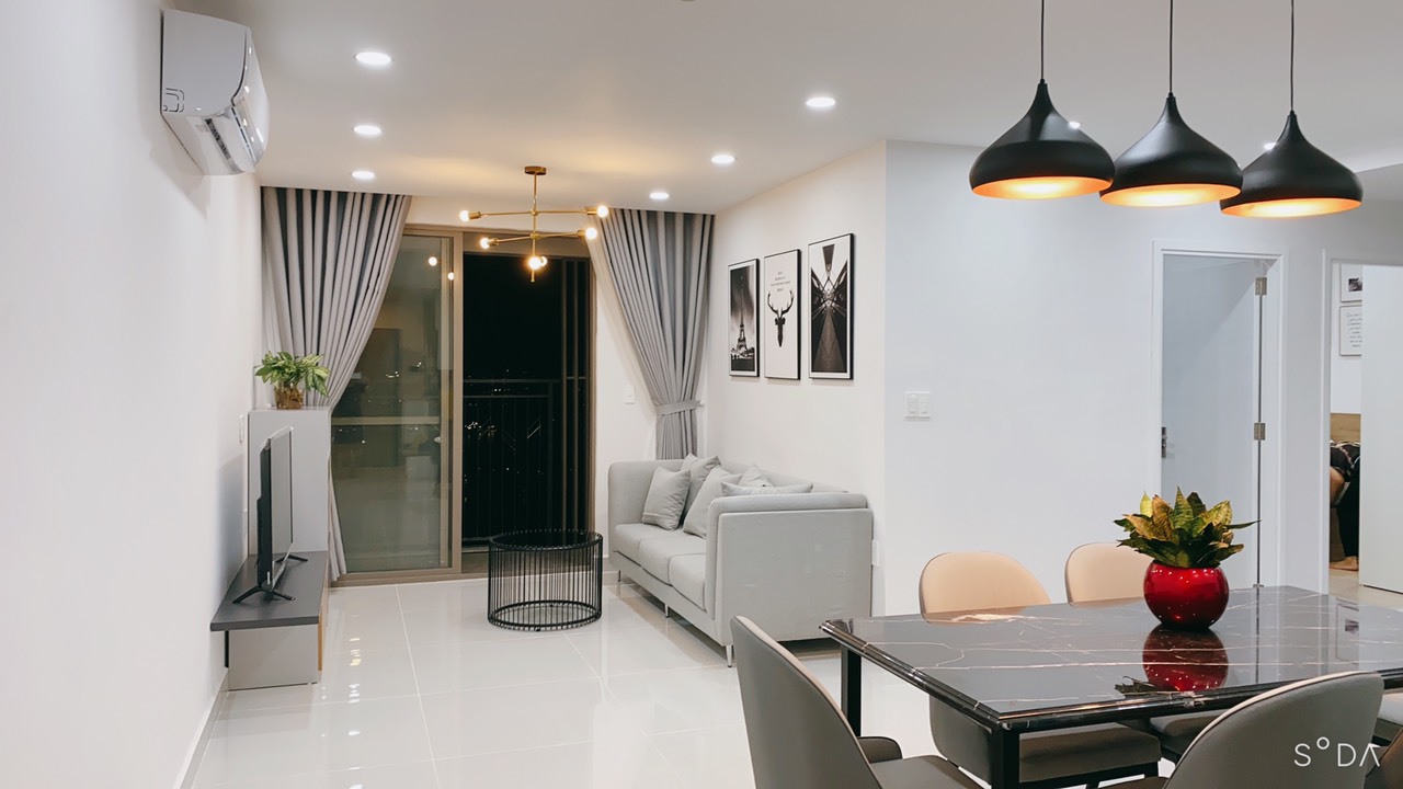 Cho thuê gấp CH Saigon South Residence 2PN, 2 WC, 13tr/th full nội thất, dọn vào ở được luôn. 