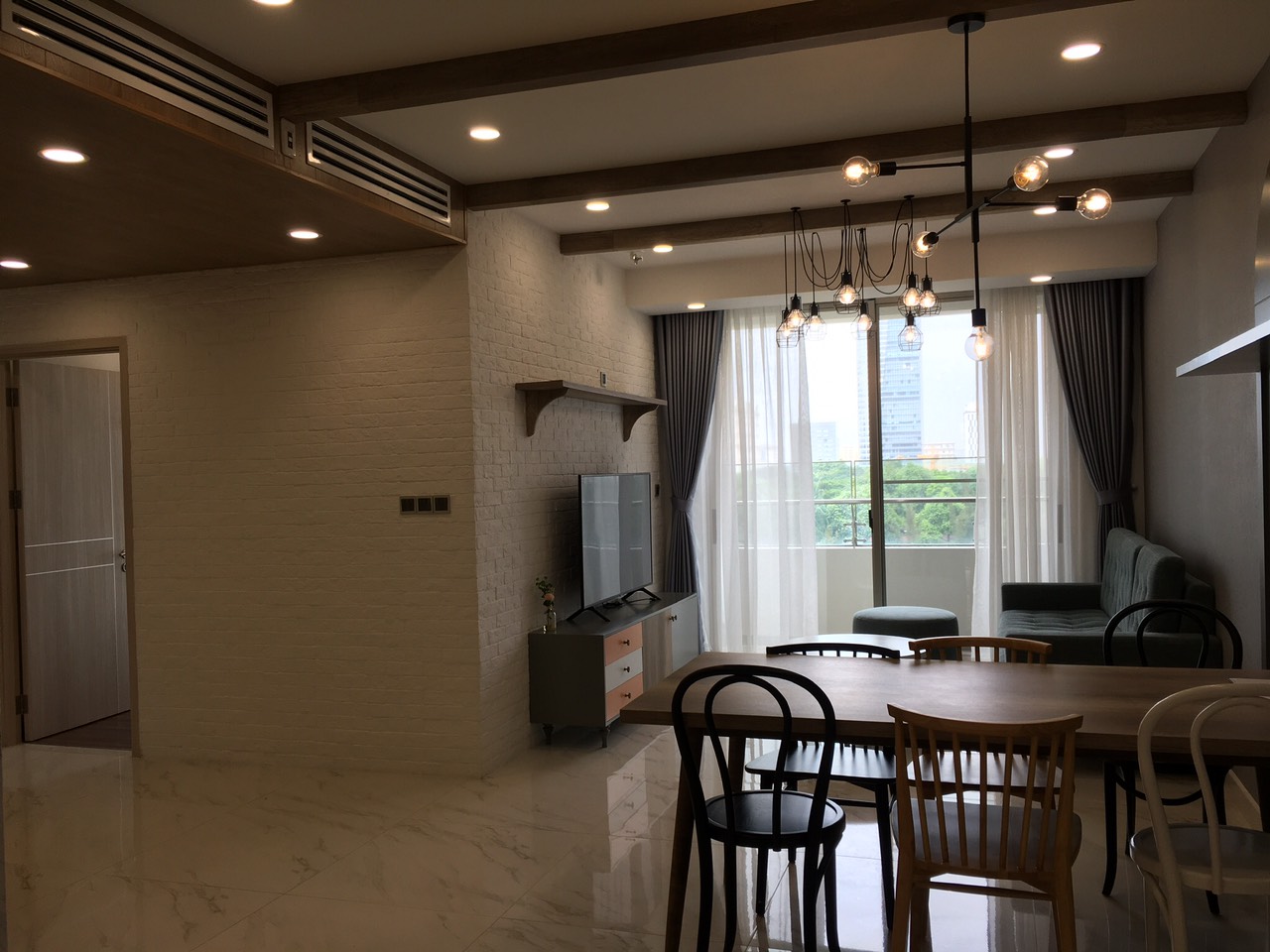 Cho thuê căn hộ 124m2, 3PN, 2WC Midtown Phú Mỹ Hưng nhà đẹp