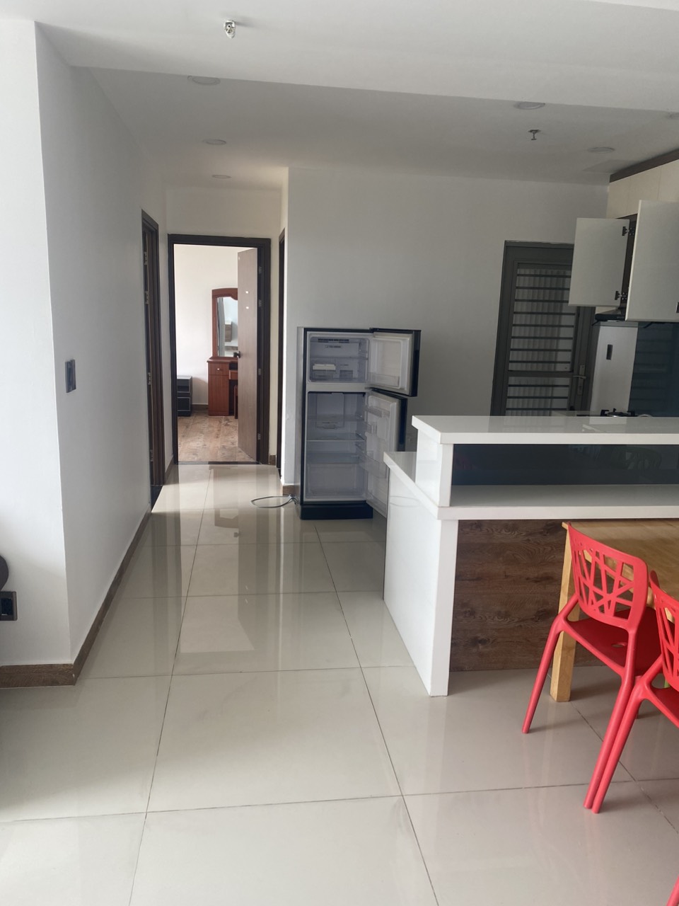 Cho thuê CH Hưng Phúc 82m2 2PN 2WC, full nội thất, view biệt thự, giá 15tr/tháng