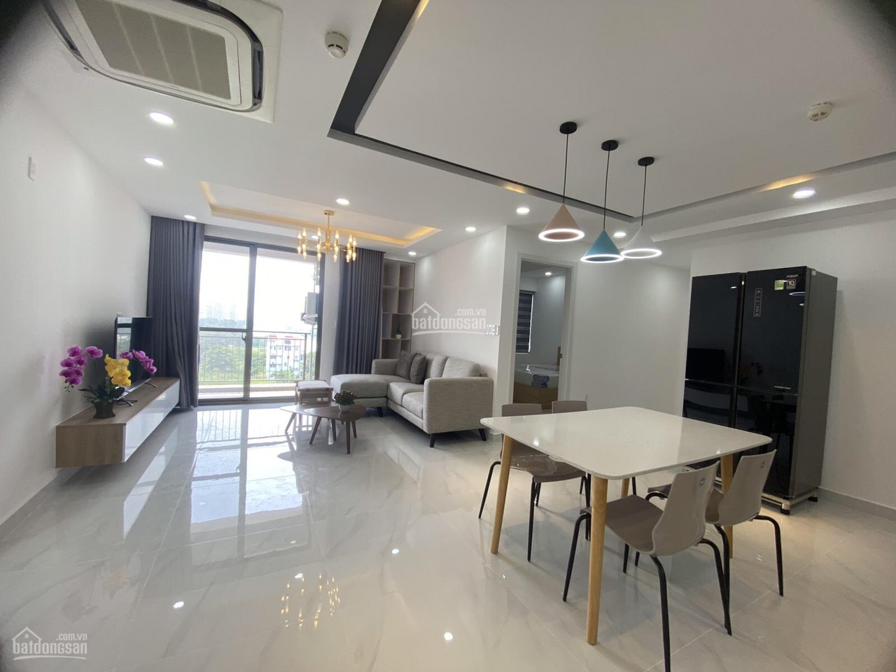 Cho thuê CH Saigon South, 3PN Có nội thất, Miễn phí phí quản lý