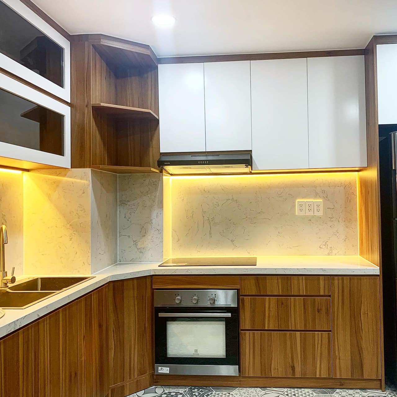 Cho thuê căn hộ Sài Gòn South Residence Phú Mỹ Hưng