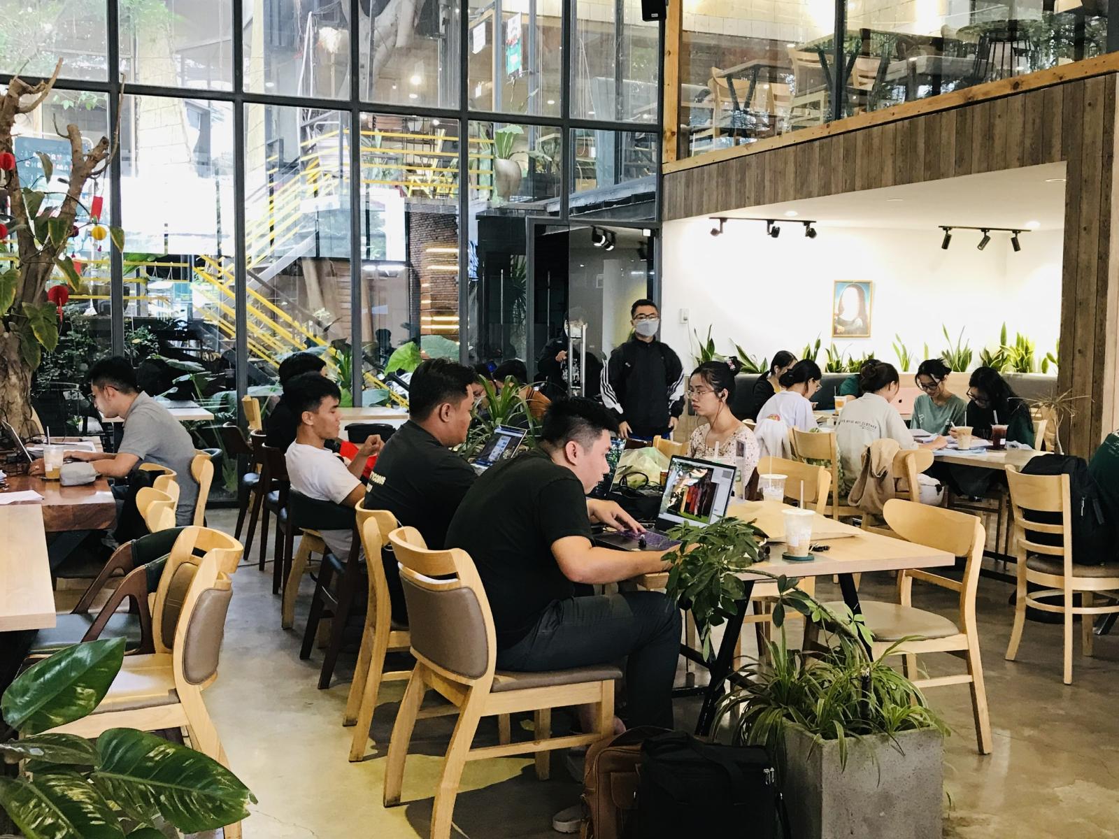 CHO THUÊ NHÀ MẶT TIỀN TRẦN ĐÌNH XU Q1