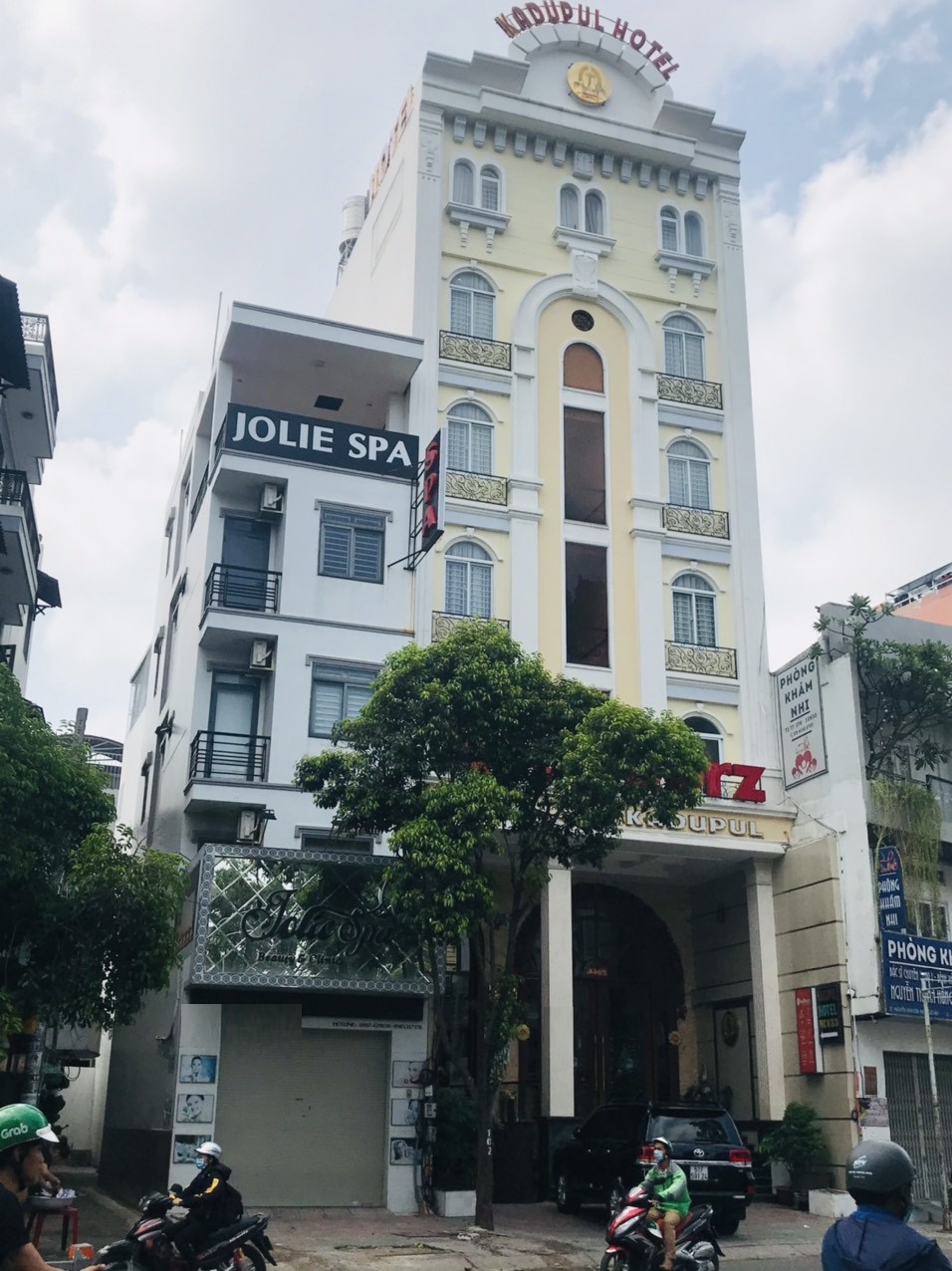 Cho thuê nhà MT Nguyễn Thái Sơn P. 4, Q. Gò Vấp
