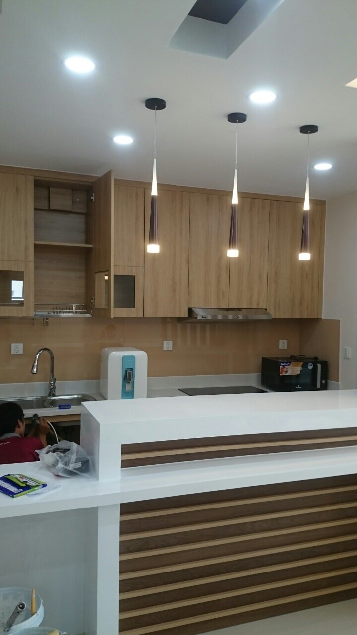 Cho thuê CHCC Riverpark Premier, Dt 135m2, 3PN, 2WC, đầy đủ NT cao cấp, giá 2.500$/tháng