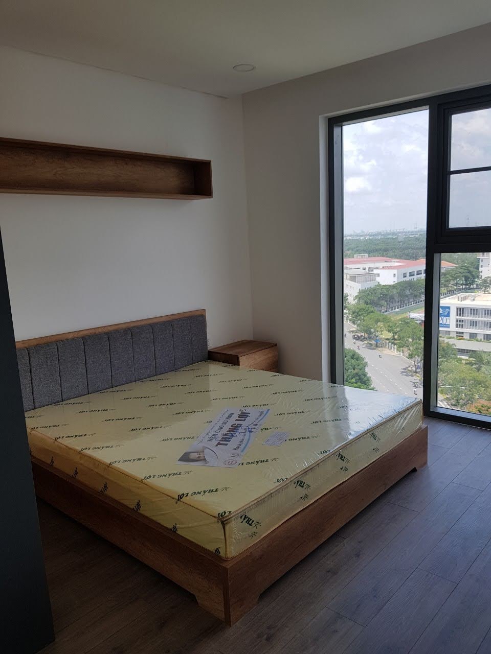 Cho thuê CHCC Riverpark Premier, Dt 122m2, 3PN, 2WC, đầy đủ NT cao cấp, giá 2.300$/tháng