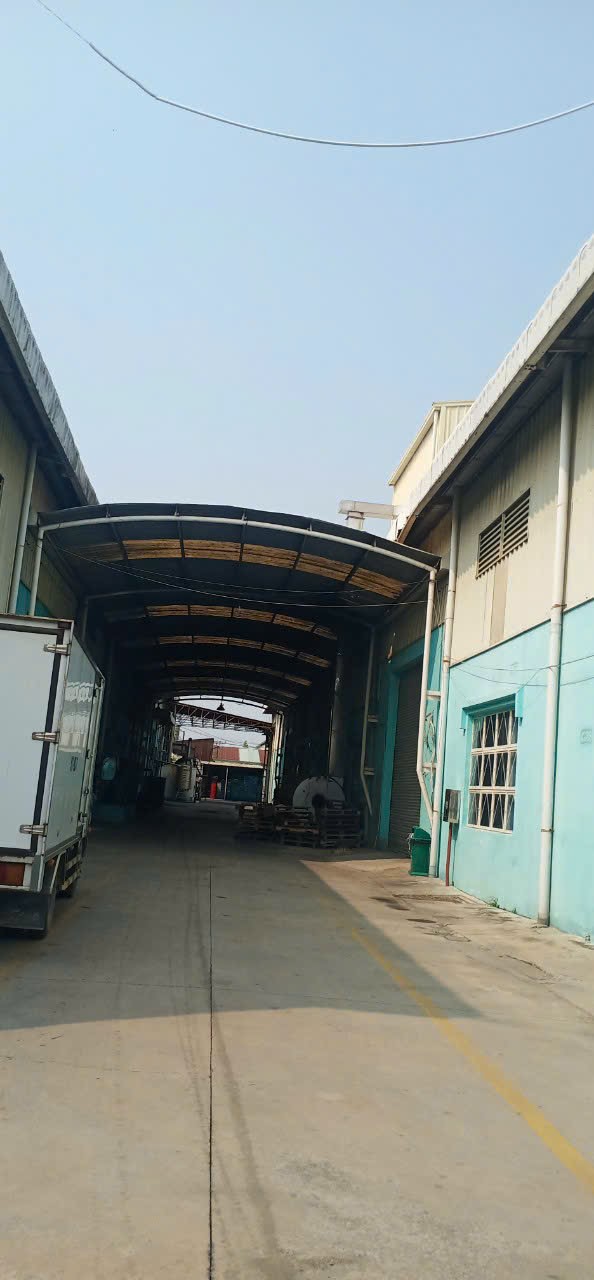 Cho thuê nhà xưởng 10.000m2 trong KCN Nhị Xuân, Hóc Môn, Tp. HCM 