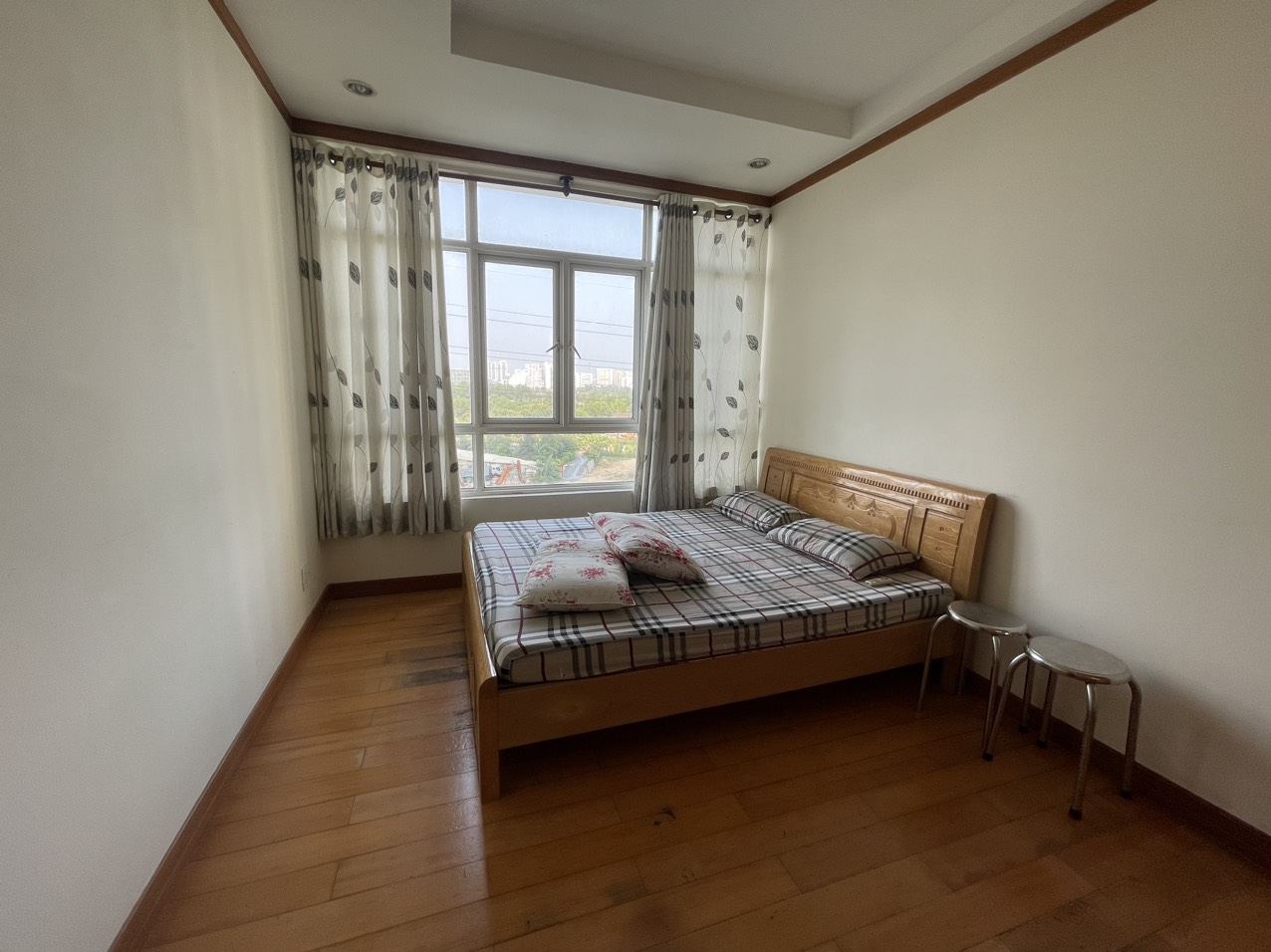 Chính chủ cần cho thuê căn hộ 3PN tại chung cư Phú Hoàng Anh, Phước Kiển, Nhà Bè Giá 12tr/ tháng đầy đủ nội thất
