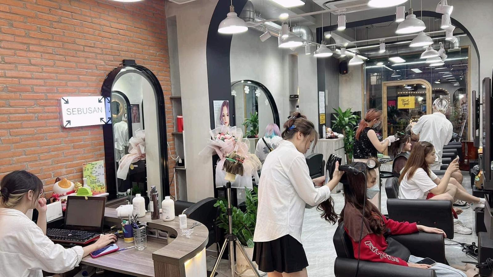 GÓC SANG NHƯỢNG FULL NỘI THẤT KINH DOANH SALON QUẬN 7